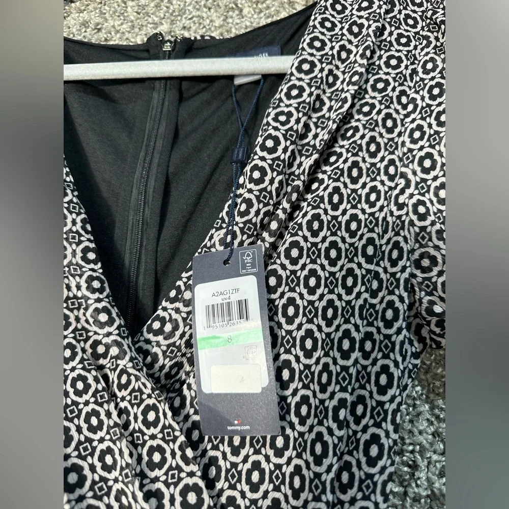 NWT Tommy Hilfiger Faux Wrap Short Sleeve Chiffon Dress Size 8 - Picture 9 of 9